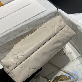 Новый цвет от Chanel! Элегантная и привлекательная новая модель в
