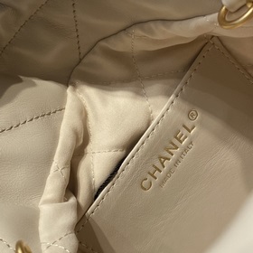 Новый цвет от Chanel! Элегантная и привлекательная новая модель в