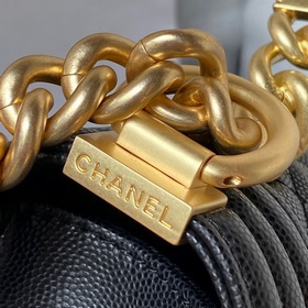 Не удалось запечатлеть всю его красоту — это моя вина. Chanel Leb