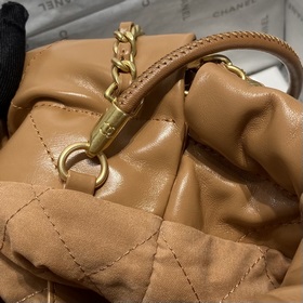 Новый цвет от Chanel! Элегантная и привлекательная новая модель в
