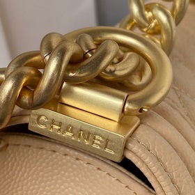 Не удалось запечатлеть всю его красоту — это моя вина. Chanel Leb