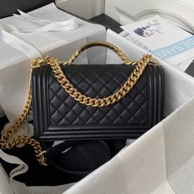 Не смог запечатлеть всю его красоту — это моя вина. Chanel Leboy 
