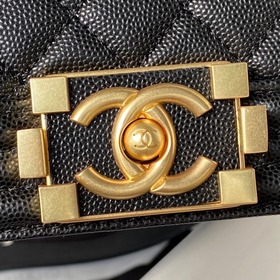Не смог запечатлеть всю его красоту — это моя вина. Chanel Leboy 