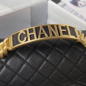 Не смог запечатлеть всю его красоту — это моя вина. Chanel Leboy 