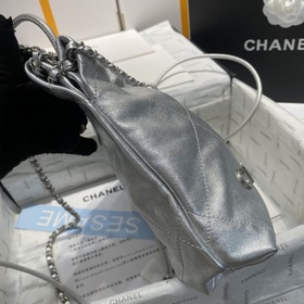 Новый цвет от Chanel! Элегантная и привлекательная новая модель в