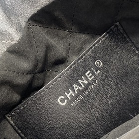 Новый цвет от Chanel! Элегантная и привлекательная новая модель в