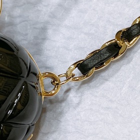 chanel Черная масть Акриловая сумка с длинной цепочкой Очень каче