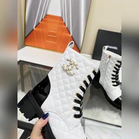 chanel «CHANEL» Новейшая коллекция ботинок Martin от Chanel! Лучш