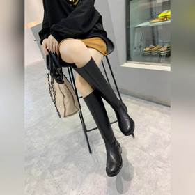 Классическая модель Chanel, новейшая модель с парижского подиума,