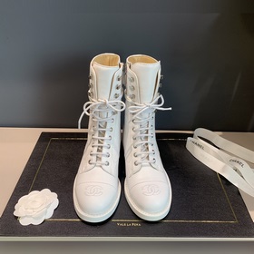 CHANEL C H A N E L Ботинки Chanel Martin — эксклюзивное предложе