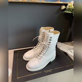 CHANEL C H A N E L Ботинки Chanel Martin — эксклюзивное предложе