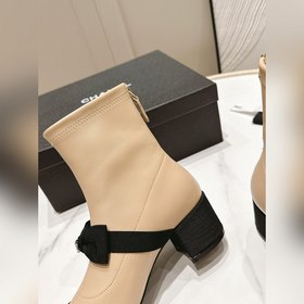 chanel2024 Chanel Grandmas Summer and Autumn Princess Boots Один