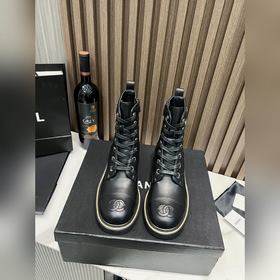 Chanel, новейшая модель с парижского подиума, очень удобная, подч