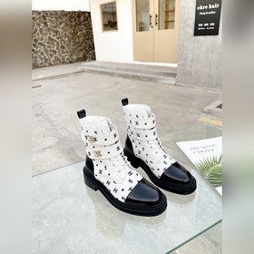 Новая модель Chanel с вышивкой 2024 года, полностью из натурально