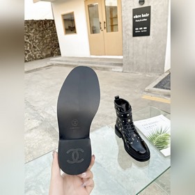 Новая модель Chanel с вышивкой 2024 года, полностью из натурально