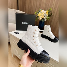Новая осенне-зимняя модель ботильонов Chanel. Оригинальная форма,