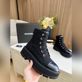 Новая осенне-зимняя модель ботильонов Chanel. Оригинальная форма,