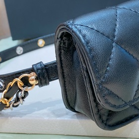 chanel Поясная сумка из овечьей кожи с латунными фурнитурами, мод
