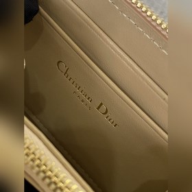 Номер s0985 Лак Эта небольшая сумка 30montaig nevoyageur имеет кл