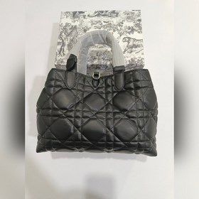 Популярный товар 2821 Dior черный 2024 Осень-Зима Новинка Dior T
