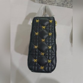 Новая модель Butterfly My ABCDior – сумка из черной кожи с четыр