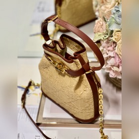 Популярная сумка CEST DIOR большого размера «Плетение» Эта сумка 