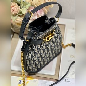 Популярная сумка CEST DIOR большого размера «Блю» Эта сумка Cest 