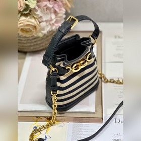 Популярная сумка CEST DIOR в маленьком размере «в полоску» Эта су
