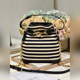 Популярная сумка CEST DIOR большого размера «Stripes» Эта сумка C