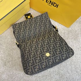 Название： FENDI Большая сумка из ткани Качество： качество оригина