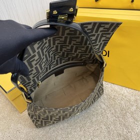 Название： FENDI Большая сумка из ткани Качество： качество оригина