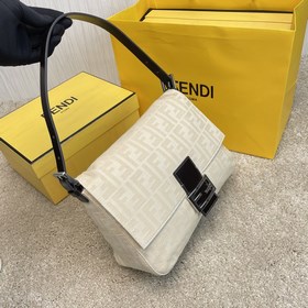 Название： FENDI Большая сумка из ткани Качество： качество оригина