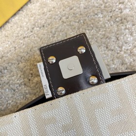 Название： FENDI Большая сумка из ткани Качество： качество оригина