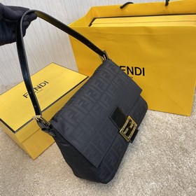 Название： FENDI Большая сумка из ткани Качество： качество оригина