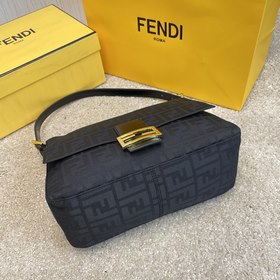 Название： FENDI Большая сумка из ткани Качество： качество оригина