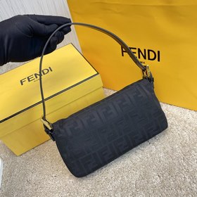 Название： FENDI Маленькая сумка из ткани Модель： 8850 Маленькая Ц