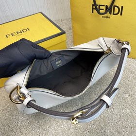 Название： FENDI Grahy Сумка в форме полумесяца Качество： высший 