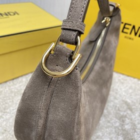 Название： FENDI Grahy Сумка в форме полумесяца Качество： высокок
