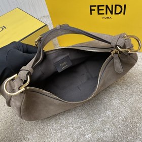 Название： FENDI Grahy Сумка в форме полумесяца Качество： высокок