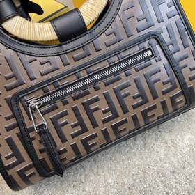 Название： Runaway Shoing Качество： Оригинал Модель： 8804, маленьк