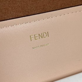Название： Сумка FENDI Качество： высший сорт Модель： 8858 большая 