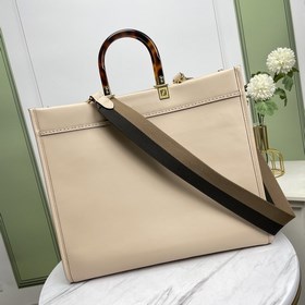 Название： Сумка FENDI Качество： высший сорт Модель： 8858 большая 