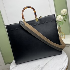 Название： Сумка FENDI Качество： высший сорт Модель： 8858 большая 