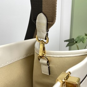 Название： Сумка FENDI Качество： высший сорт Модель： 8858 большая 