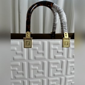 Белый тисненый Средняя сумка Fendi для покупок Кожаная сумка-тоут