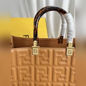 Коричневый тисненый Средняя сумка Fendi для покупок Кожаная сумка