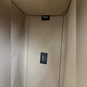 Очки для чтения Средняя сумка Fendi для покупок Кожаная сумка-то