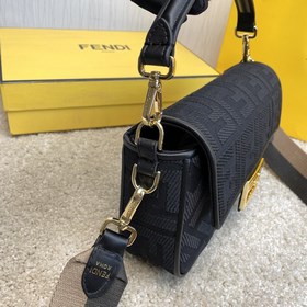 Название： FENDI Mon Tresor Стильный батончик с объемной вышивкой 