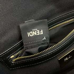 Название： FENDI Mon Tresor Стильный батончик с объемной вышивкой 