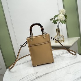 Название： Мини-сумка FENDI. Качество： высший сорт. Модель： 8873. 